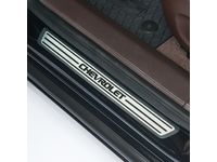 GM 95136171 Front Door Sill Plates in Brushed Satin with Chevrolet Script in Black