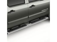 GM 22820409 Crew Cab (with Diesel Engine) 6-Inch Oval Assist Steps in Chrome - 1