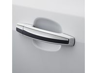 GM 20919351 Front and Rear Door Handles in Summit White with Chrome Strip