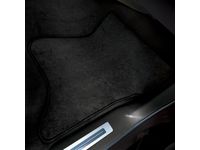 Cadillac Escalade ESV Front Premium Carpeted Floor Mats in Jet Black - 84351324