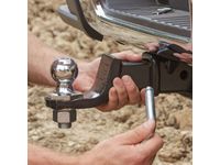 GM 19245487 5,000-lb Capacity Trailer Hitch Ball Mount