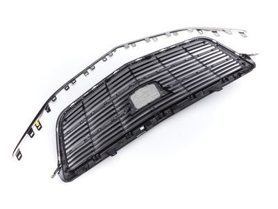 GM 23499399 Grille in Black Chrome with Cadillac Logo