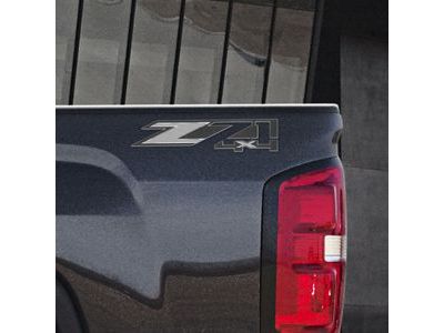 GM 23221558 Pickup Box Decal Package in Silver and Charcoal on Chrome with Z71 Logo