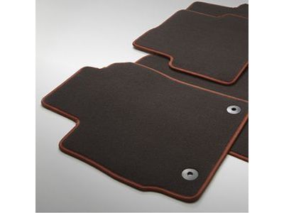 GM 19301575 Front and Rear Carpeted Floor Mats in Black