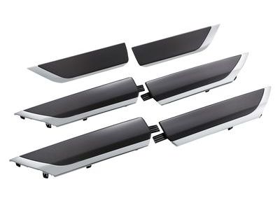 GM 84458971 Interior Trim Kit in Silver for Crew Cab (for models with Center Console)