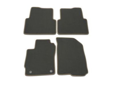 GM 95332012 Front and Rear Carpeted Floor Mats in Black with Titanium Edging