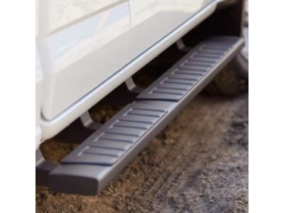 GM 84157153 Crew Cab 5-Inch Rectangular Assist Steps in Chrome