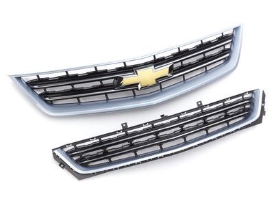 GM 22985026 Grille in Chrome with Silver Topaz Surround and Bowtie Logo