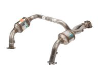 OEM Chevrolet Silverado 2500 3-Way Catalytic Convertor Assembly (W/ Exhaust Manifold Pipe) - 19206638